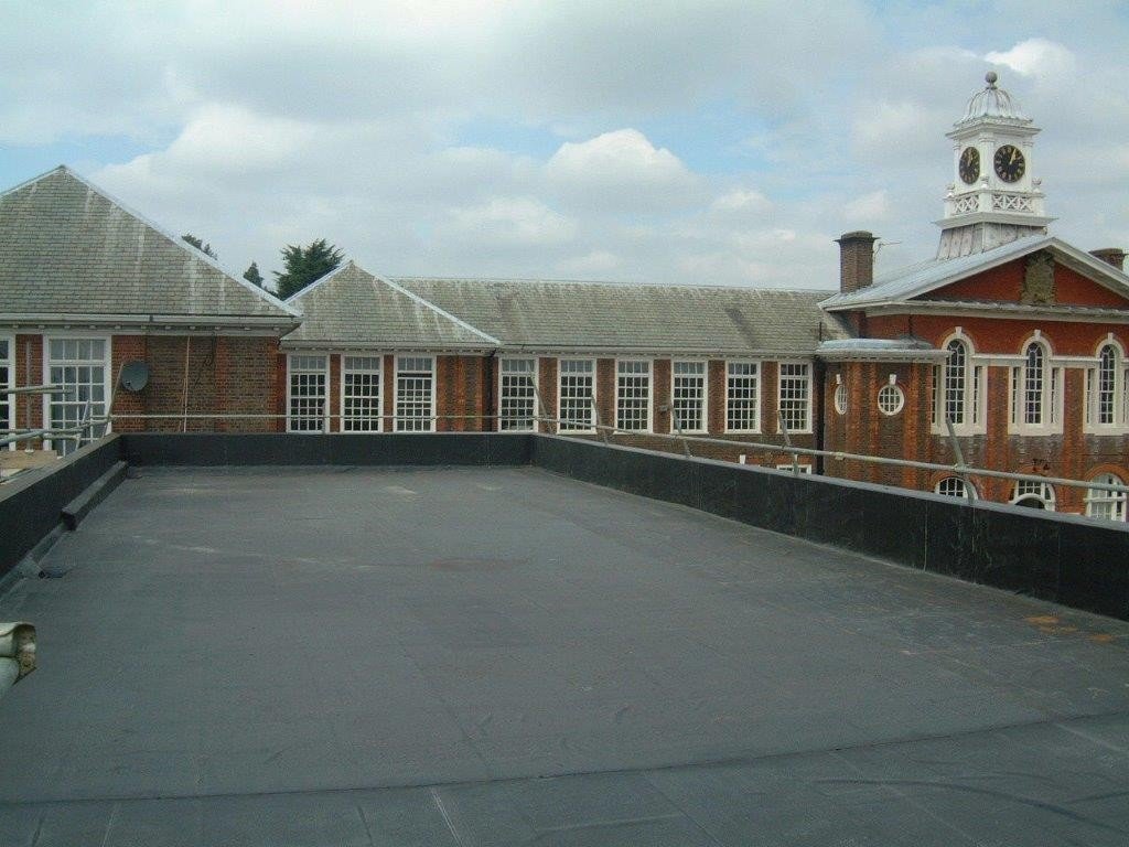 Commercial flat roofing work
