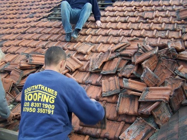 Fixing damaged roof section